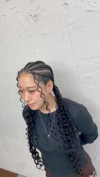 ロング ヘアアレンジ コーンロウ／ブレイズ SYUのヘアスタイル
