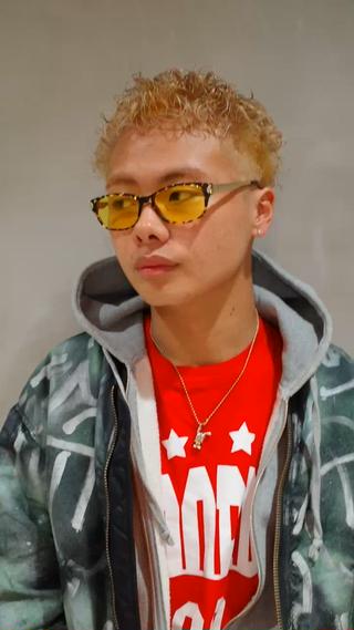 ショート カラー パーマ 山口 ヒロトのヘアスタイル