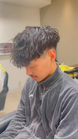 スペインカール
キレイなカットとキレイなパーマ
カットがキレイじゃないとカッコいいパーマにはなりません。
“こだわりのカットとパーマ、理想×似合わせ”
必ず理想を超えるパーマスタイルに
一番カッコイイを一緒に創りましょう