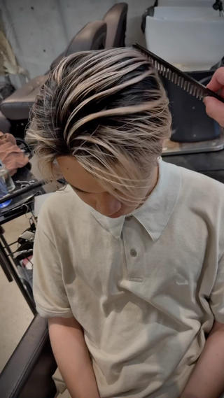 カラー メンズ 心斎橋メンズサロン リベルテグリットのヘアスタイル