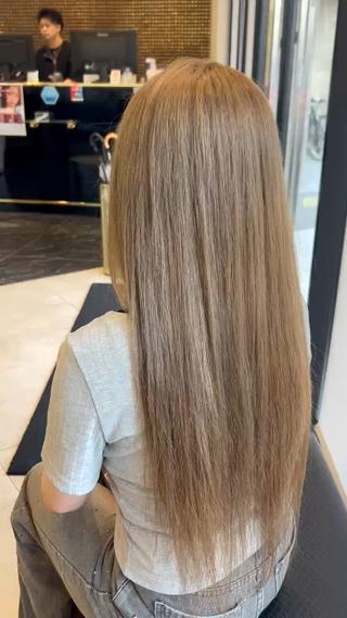 ロング ishizuka toaのヘアスタイル
