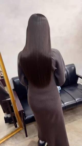 ロング ALLY 原宿のヘアスタイル