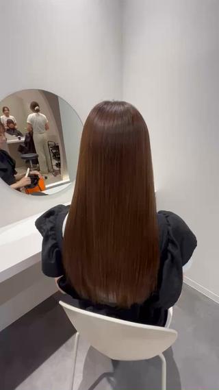 セミロング 髪質改善縮毛矯正,ブ リーチ縮毛矯正KEIのヘアスタイル