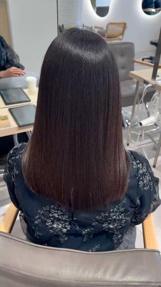 ロング Unami ／RIKUのヘアスタイル