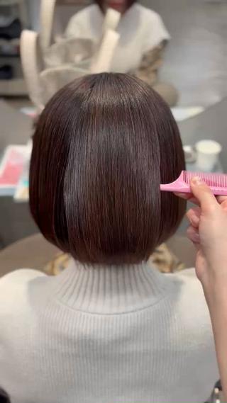 ショートカットでも縮毛矯正で扱いやすい髪に♬.*゚