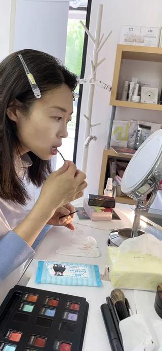 メークでさらに【なりたいイメージ】作りができます!
ポーラならではのスキンケア成分たっぷりのメーク品をお試しできます!