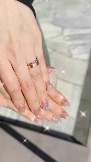 ネイル Moon Nailsのネイルデザイン