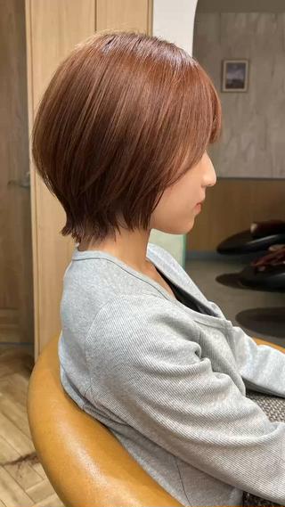 彼氏に内緒でミニショートウルフ