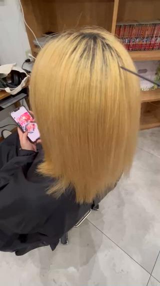 ミディアム ブリーチ×ストレート ✨️/立山  想太のヘアスタイル