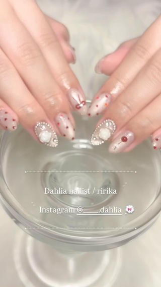 ネイル Dahlia ┊︎ririkaのネイルデザイン