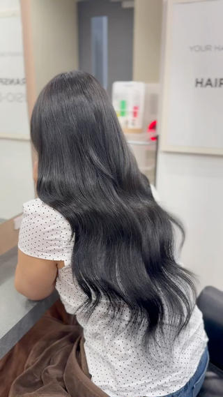 ロング カラー RIEブリーチ& エクステ特化型のヘアスタイル