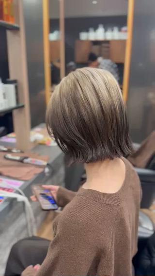 ショート RIEブリーチ& エクステ特化型のヘアスタイル