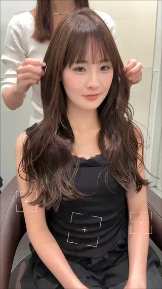 ロング 盛れる透明感カラー momokaのヘアスタイル