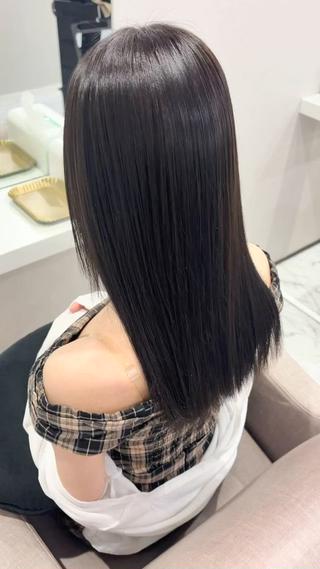ロング カラー 石川 花奈のヘアスタイル