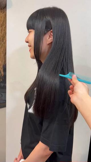 縮毛矯正してサラサラストレートに