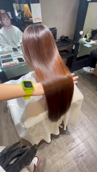 ロング swan ユイカのヘアスタイル