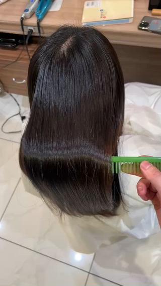 ロング 佐藤 ななせのヘアスタイル