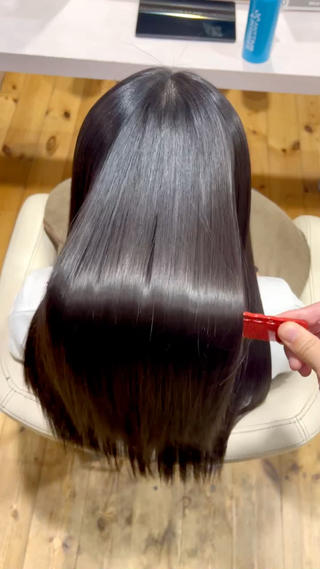 ロング 佐藤 翔空【艶 カラー/縮毛矯正】のヘアスタイル