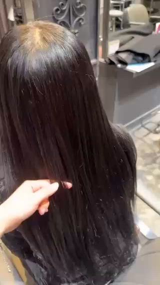 仕上げはドライヤーのみでこのツヤ️

どんな癖毛も真っ直ぐにします 