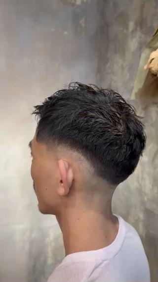 ショート メンズ 田中 叶夢のヘアスタイル
