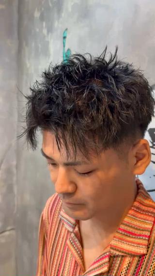 ショート メンズ 田中 叶夢のヘアスタイル