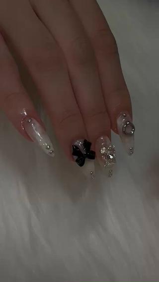 ネイル NANA RIKOのネイルデザイン