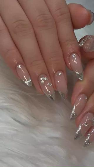 ネイル NANA RIKOのネイルデザイン