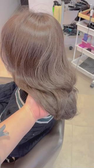 ブリーチなしオリーブベージュ