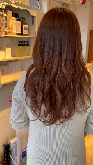 ロング 北田🌟小顔レイヤー 🌟人気カラーのヘアスタイル