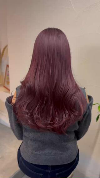 ブリーチ一回で可能なカラーです。
#ワインレッド　#ボルドー　#レッドバイオレッド　#カシスレッド　#レッドカラー 