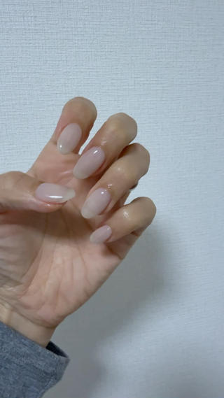 クリスマスっぽい、冬に最高にかわいい
シアーなホワイトのワンカラー
うるちゅるでシンプルなのにかわいい