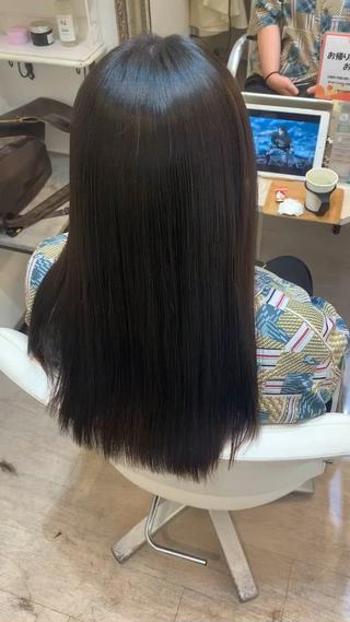 酸性縮毛矯正で夏乗り越えましょう!