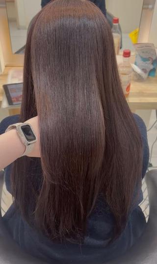 +¥1500のAujuaトリートメントで艶感たっぷりの髪の毛になれます＞ᵕ＜‎‎𖤐 ·̩͙ 