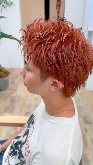 スパイキーショート×ハイトーンカラー×ブリーチカラー