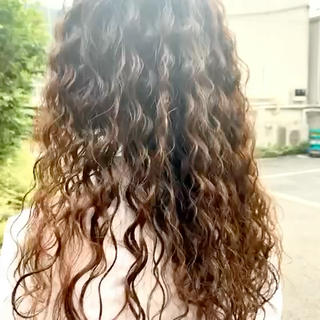 ロング おおたけ あゆみのヘアスタイル
