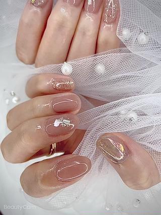 ネイル I-nailロング /ワンホン/キラキラのネイルデザイン
