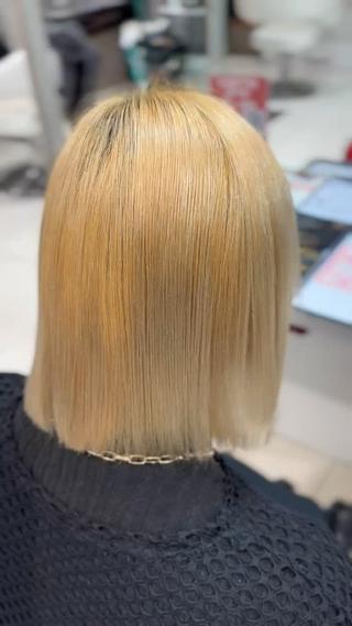 ブリーチ3回、ハイライト1回履歴のハイダメージ毛でも髪質改善ストレートを行うとこの艶髪