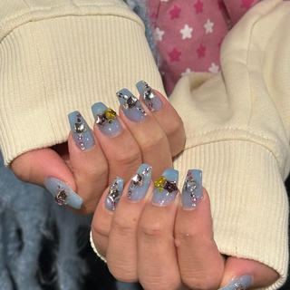 kira kira~𖥔⋱
nails by: @usamimi_momoka
#マグネットネイル#nails#ワンホンネイル#春ネイル#大阪ネイル