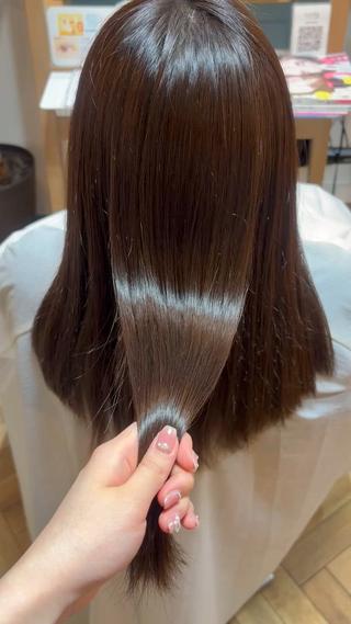 秋月友那　TR＆スパ モデル募集中のヘアスタイル