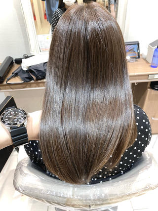 カラーをしながら髪質改善♡艶々プルプルに 