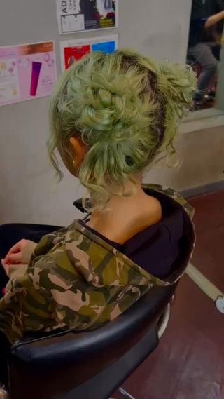 ロング konomi⛓🩶 カラー/ヘアアレンジのヘアスタイル