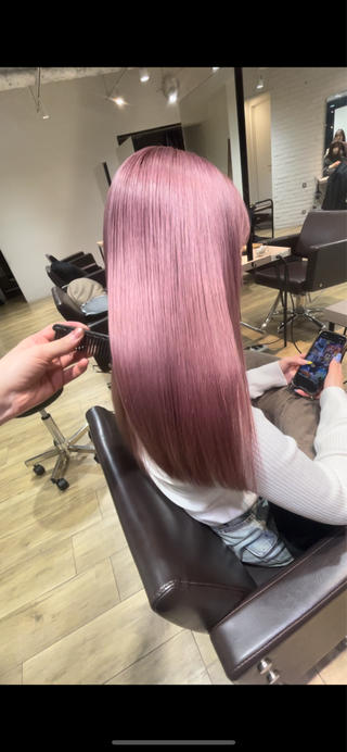 ロング 前田 菜奈子のヘアスタイル