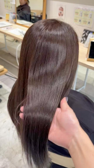 ロング カラー 田村 結依花のヘアスタイル