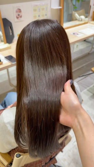 ロング カラー 田村 結依花のヘアスタイル