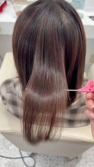 ミディアム LOMARLIE / yunaのヘアスタイル