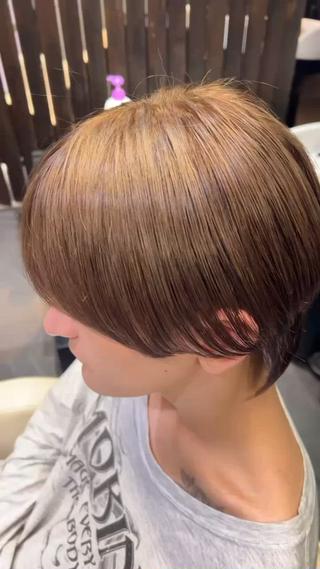 カラー 松井 夏輝のヘアスタイル