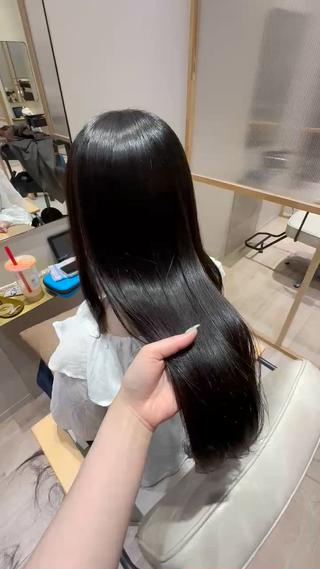 ロング 中村 友莉夏のヘアスタイル