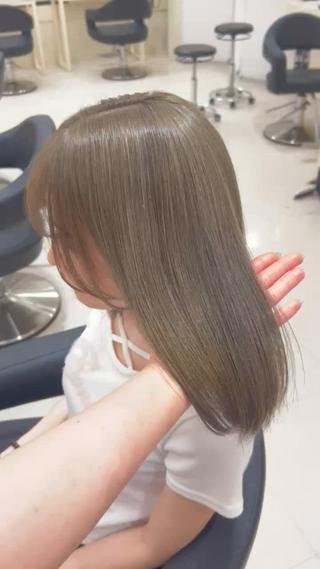 セミロング カラー 韓国レイヤー＆ピンク 艶髪🩶maikoのヘアスタイル