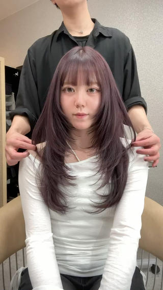 トレンドに合わせたスタイルと透明感たっぷりの艶カラーで可愛くします♪一人一人の骨格やパーソナルカラーに合わせて色々な提案をさせて頂きます☆
レイヤーカットお初めての方でも結べる動きが出るまとまるを叶えます♪