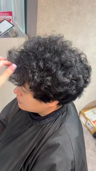 メンズ メンズ毛流れ縮毛矯正 🎀さくら🎀のヘアスタイル